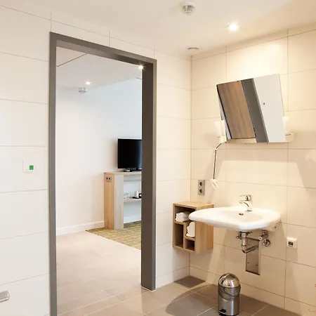 Hotel Hampton By Hilton Phoenix 3*