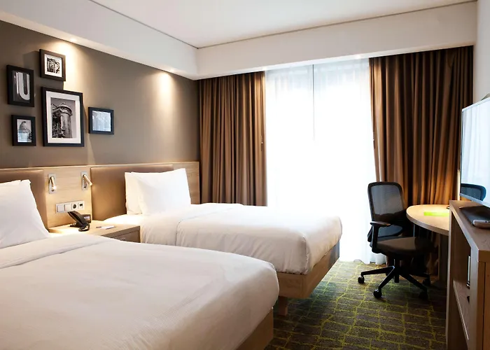 Hampton By Hilton Phoenix 3*