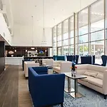 Hampton By Hilton Phoenix Hotel