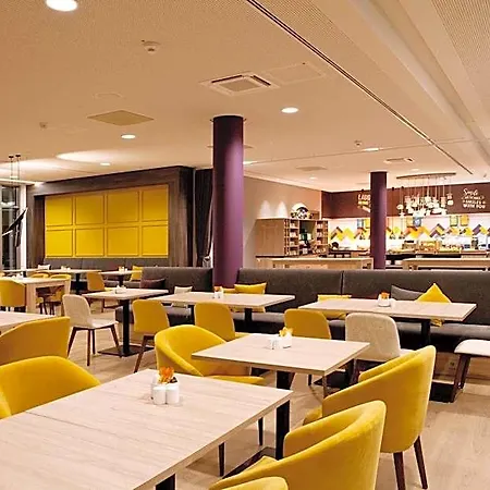 Hotel Hampton By Hilton Phoenix 3*