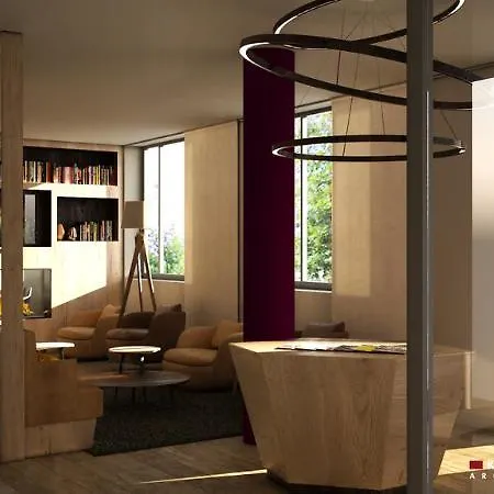 Hampton By Hilton Phoenix Hotel 3*
