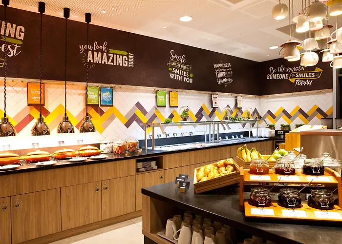 Hotel Hampton By Hilton Phoenix 3*